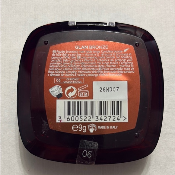 L'Oreal Paris Glam Bronze Complexion Boosting 06 Powder BRAND NEW - Picture 2 of 3